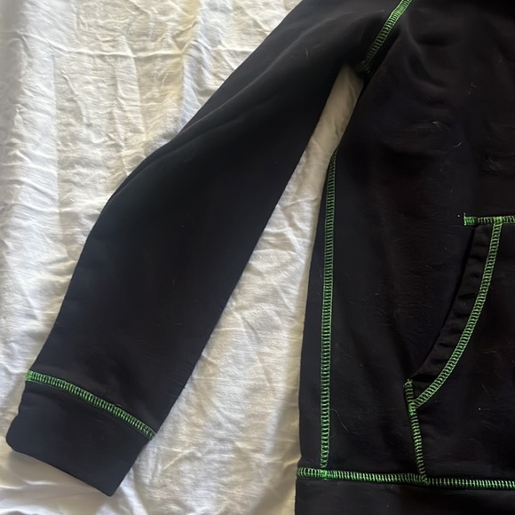 Boys Large (14/16) Tek Gear Ultra Soft Fleece Zip-Up Hoodie Jacket Black & Green - Picture 3 of 9